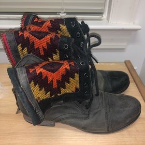 Steve Madden aztec lined combat boots